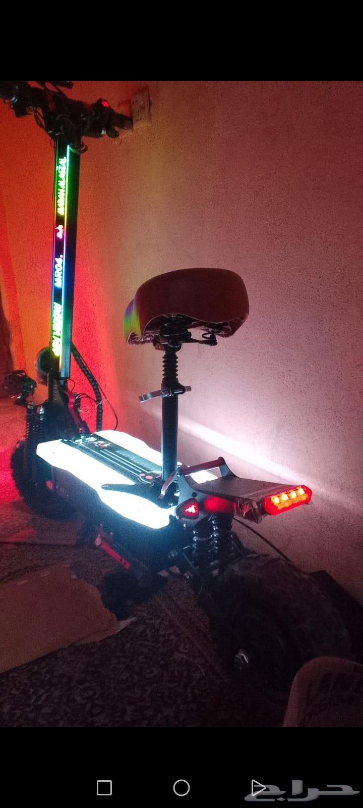 New scooter, used for only 6 days, sell to highest bidder63761216819843113
