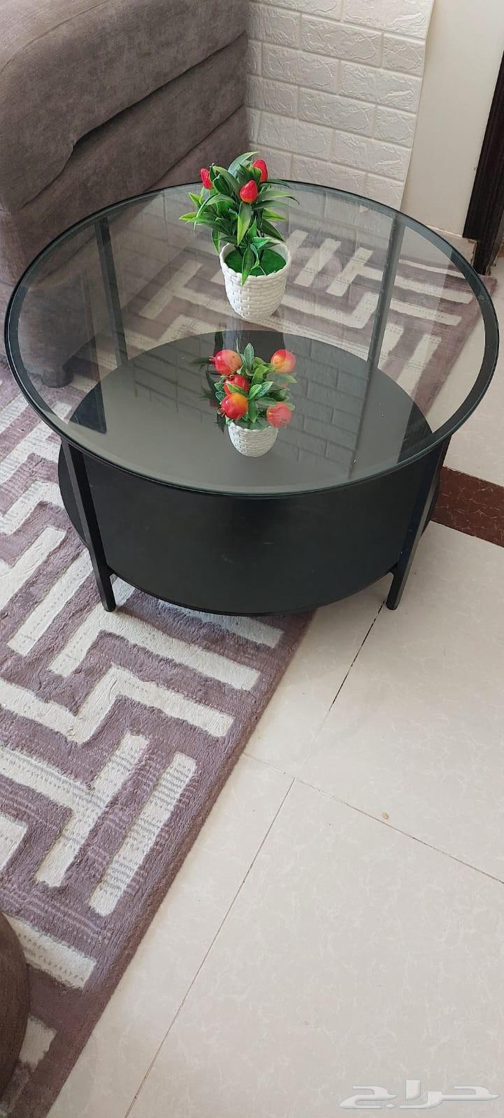 ترابيزة جديده دورين ثابته وشيك جدا63754902929921110