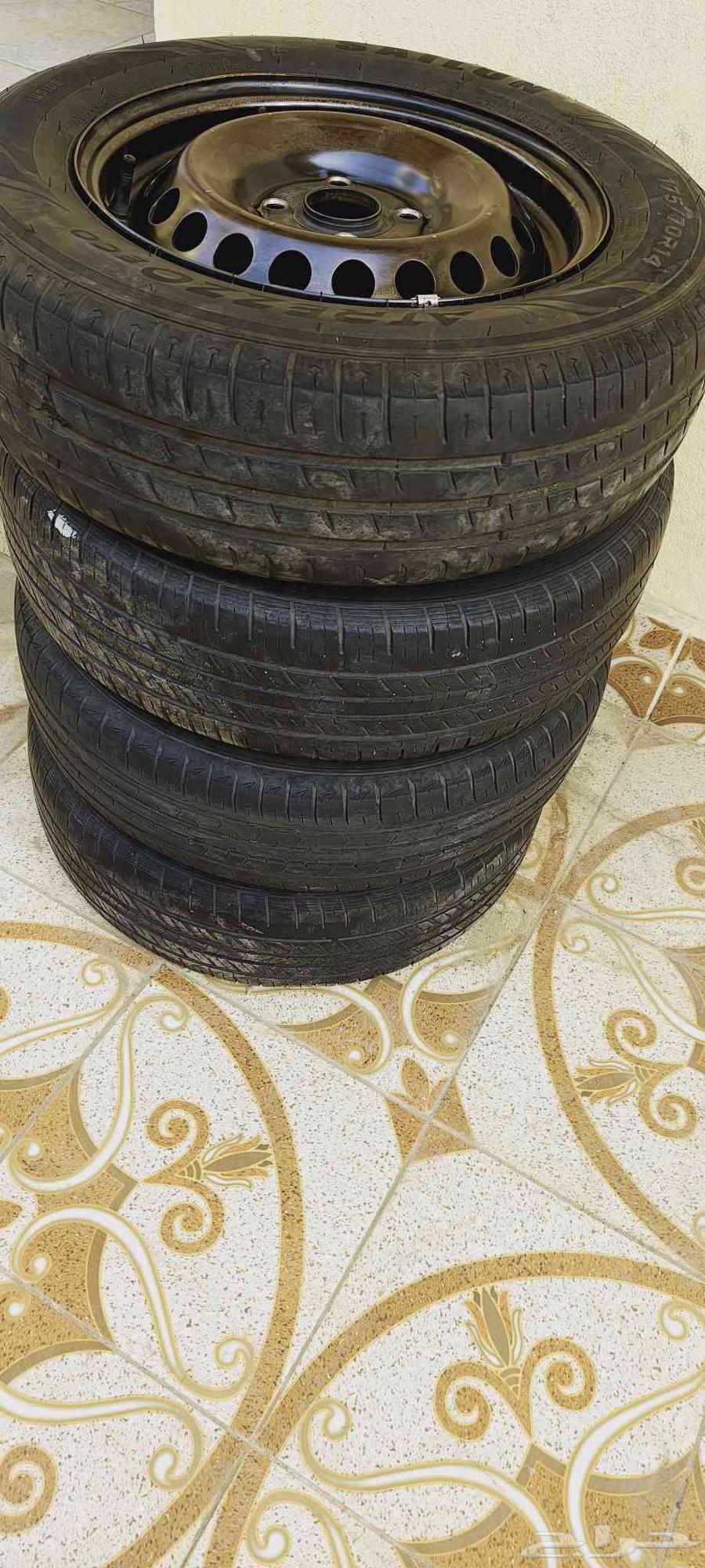 Hyundai 4-bolt OEM rims, OEM hubcap, used tire.63860896044547112
