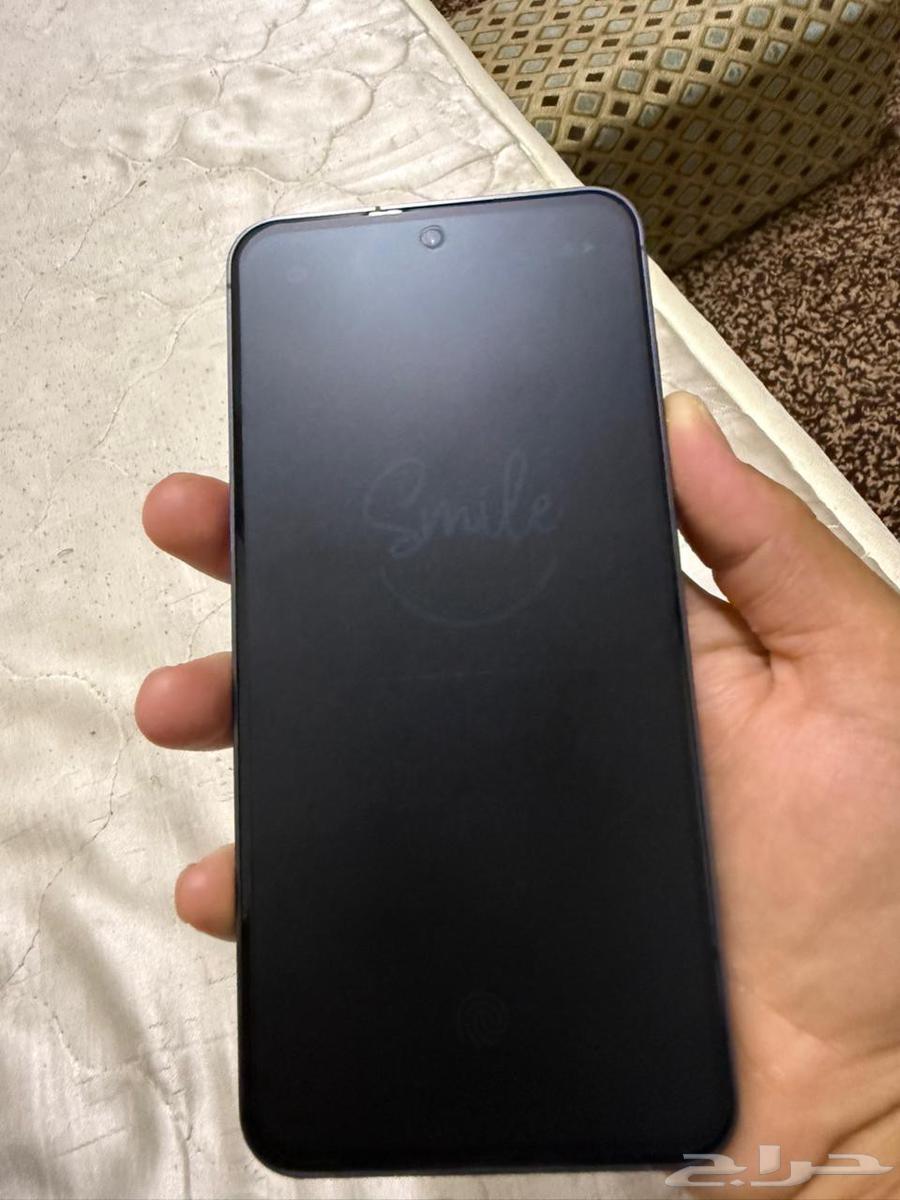 للبيع  Samsung S24 FE ذاكرة  256 جيجا رام  8 جيجا63758528851843110