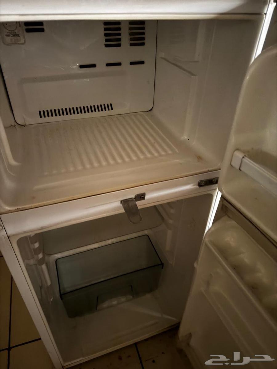 للبيع ثلاجة واجهزة رياضيه63750716535554113