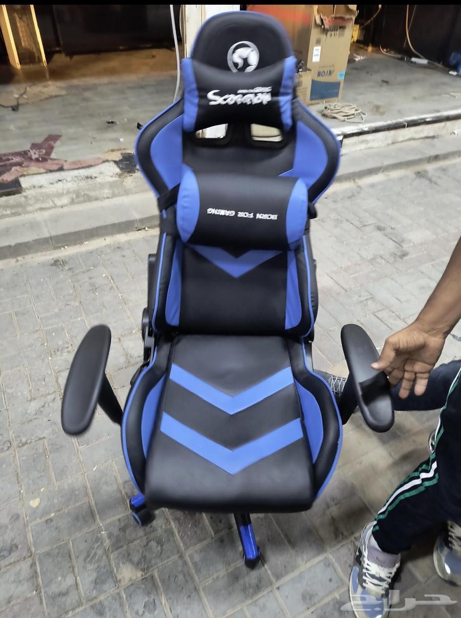 كرسي وطاولة قيمنق   مارفو   تويسند مايندز   استعمال خفيف بحا63763757942531110