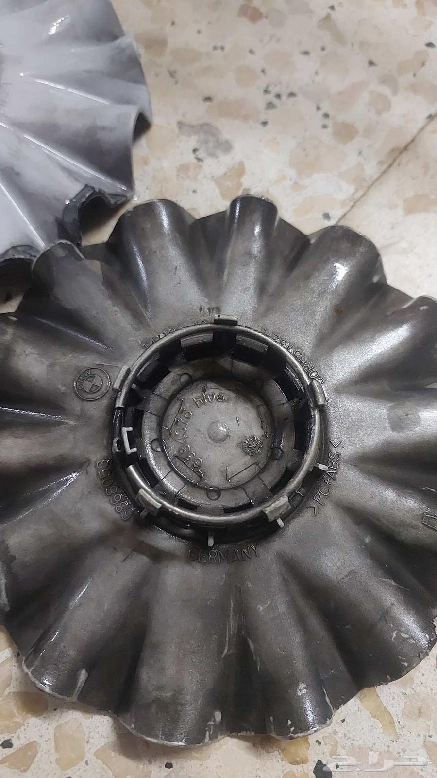 طيس BMW اصلية للبيع على السوم ولا تبخص في السلعة63772429155203112