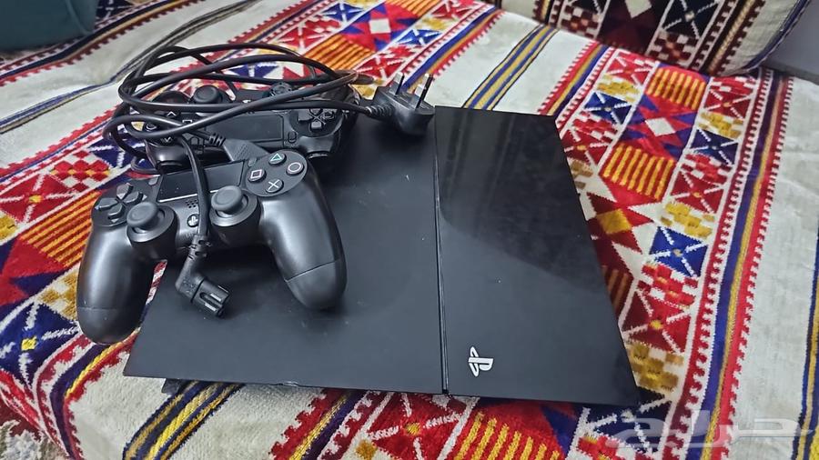 لى البيع سوني 4 (1 تيرا ) نضيف ماقد انفك63767633693571110