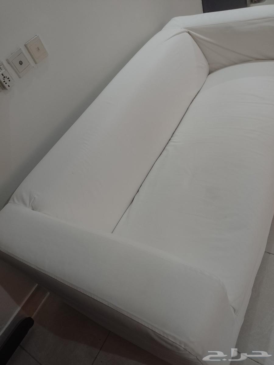 IKEA sofa like new, never used, was only for decoration with protective cover63700932409729112