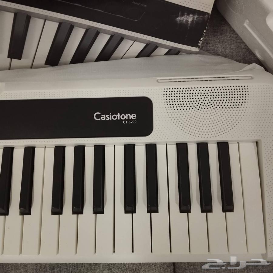 Original Casio organ, very lightly used, like new with charger for 500 r63773707140995112