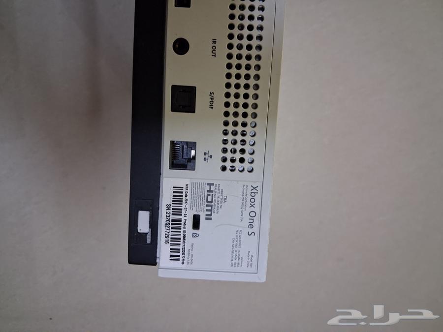 xbox 1s مع يدتين بسعر مناسب63767036048259111