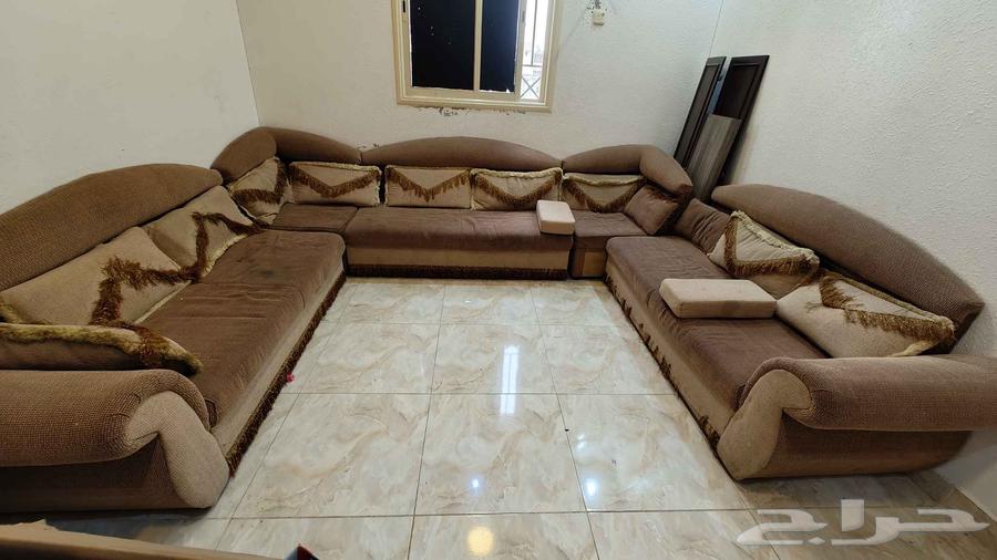 مجلس كنب 200 ريال قابل تفاوض بسيط للبيع العاجل63772323833987110