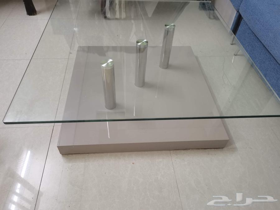 طاولة فخمة للبيع63768417574787110