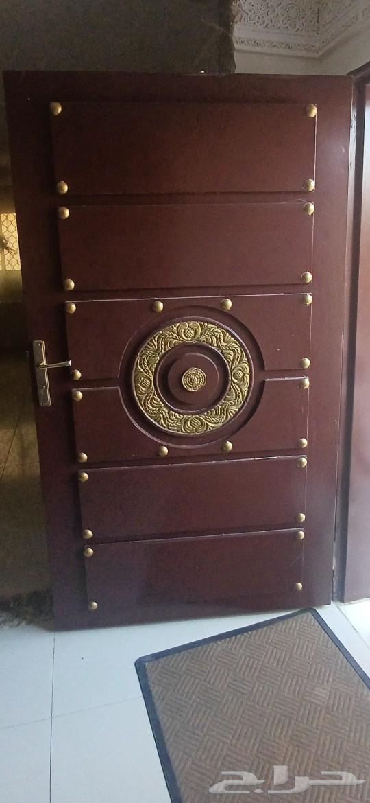 Iron door with frame. Note: the frame is missing from the upper part.63772630282115110