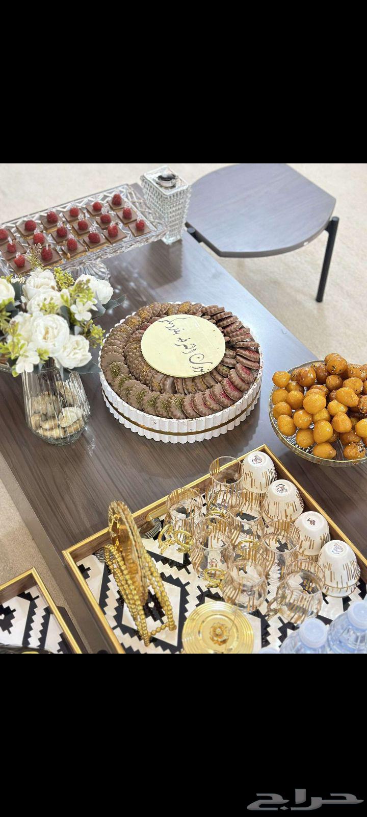 طاولة مجلس مع 2 زاوية و4 طوايل خدمة63770706566017111