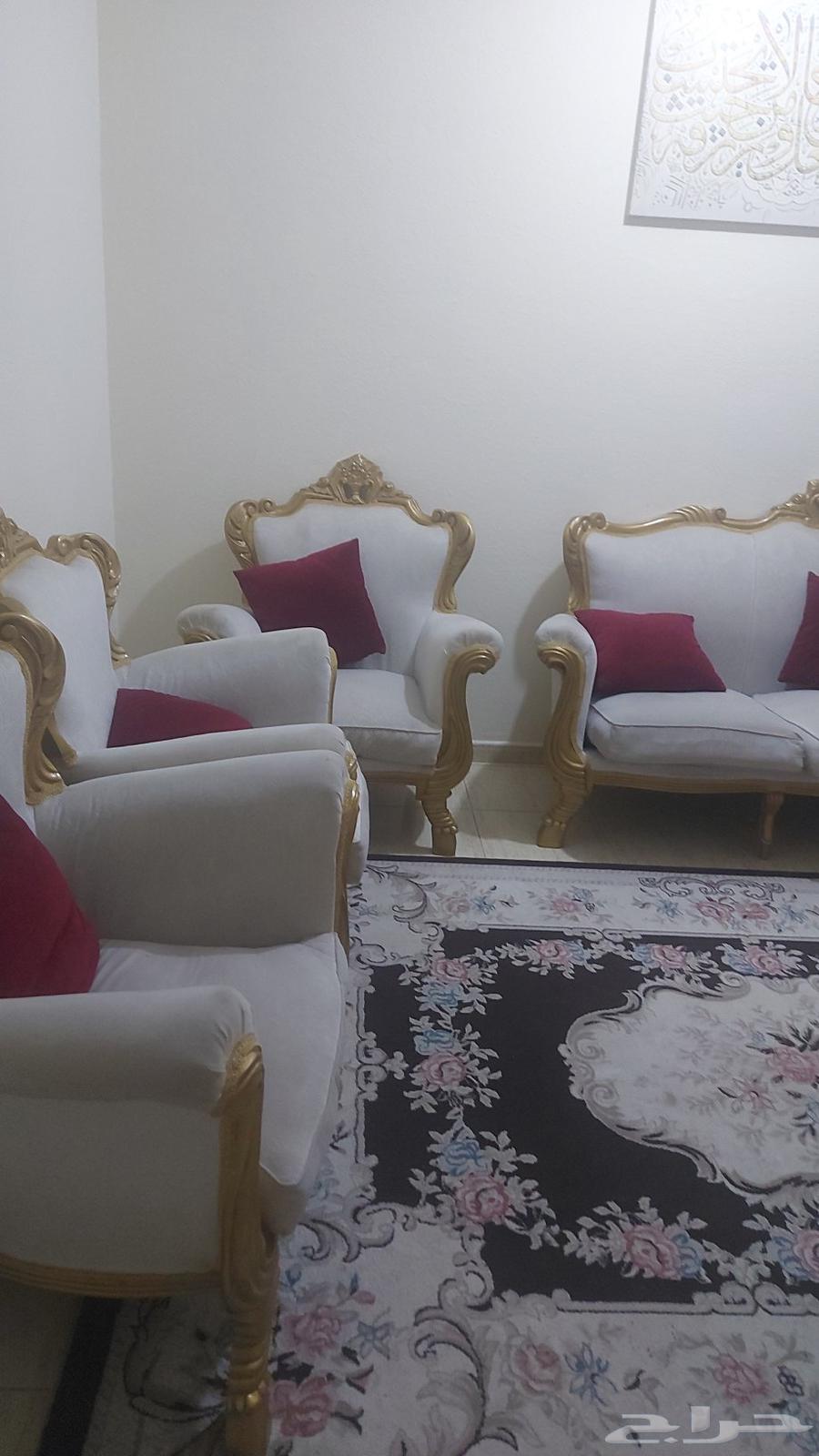 كنب ابيض ملكي للبيع63765460507649110