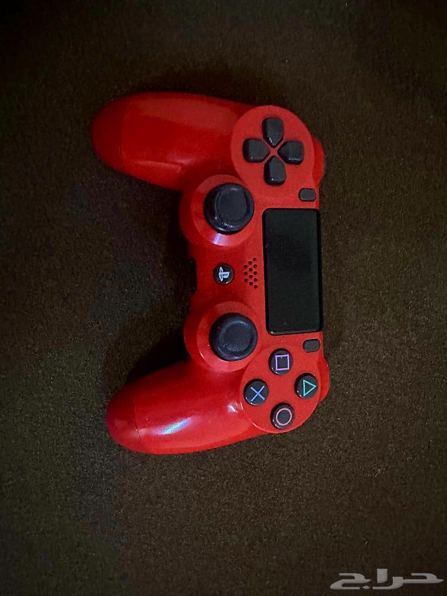 للبيع سوني 4 سليم نضيف مافيه خراب ومعه يد حمرا63771186166017112