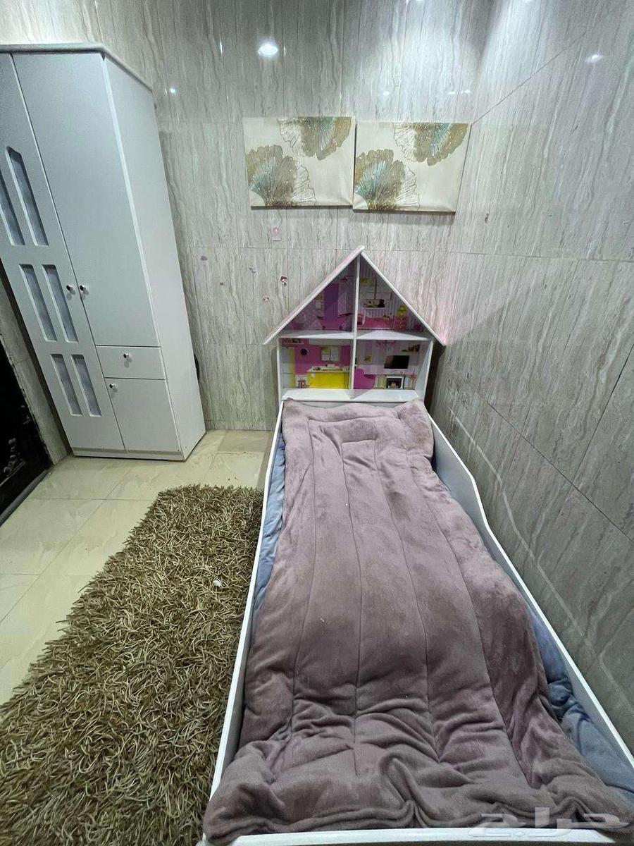 غرفه أطفال شبه جديده ب 25063763470264578110
