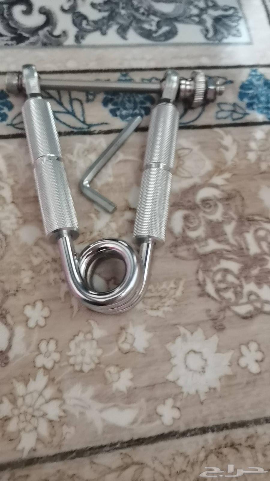 جهاز تقويه قبضه اليد الاحترافي مصنوع من الحديد الصلب مع63782397702146112