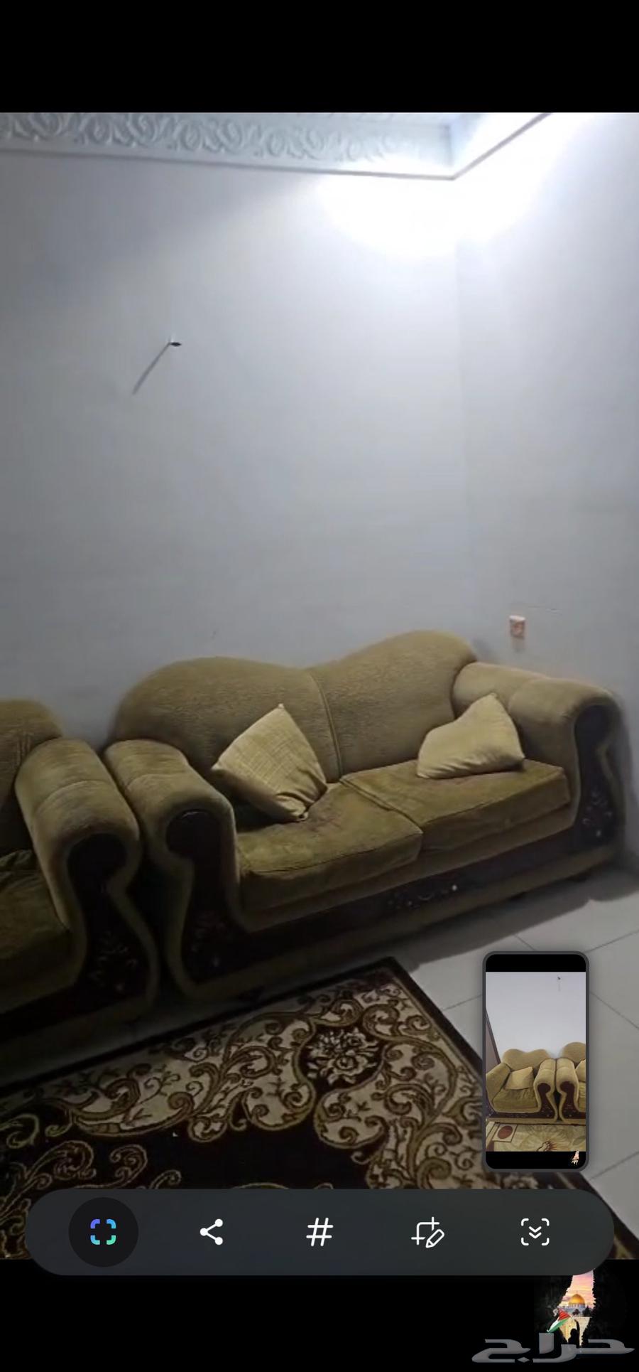 كنب للبيع حالتهم كويسه63774306923138112