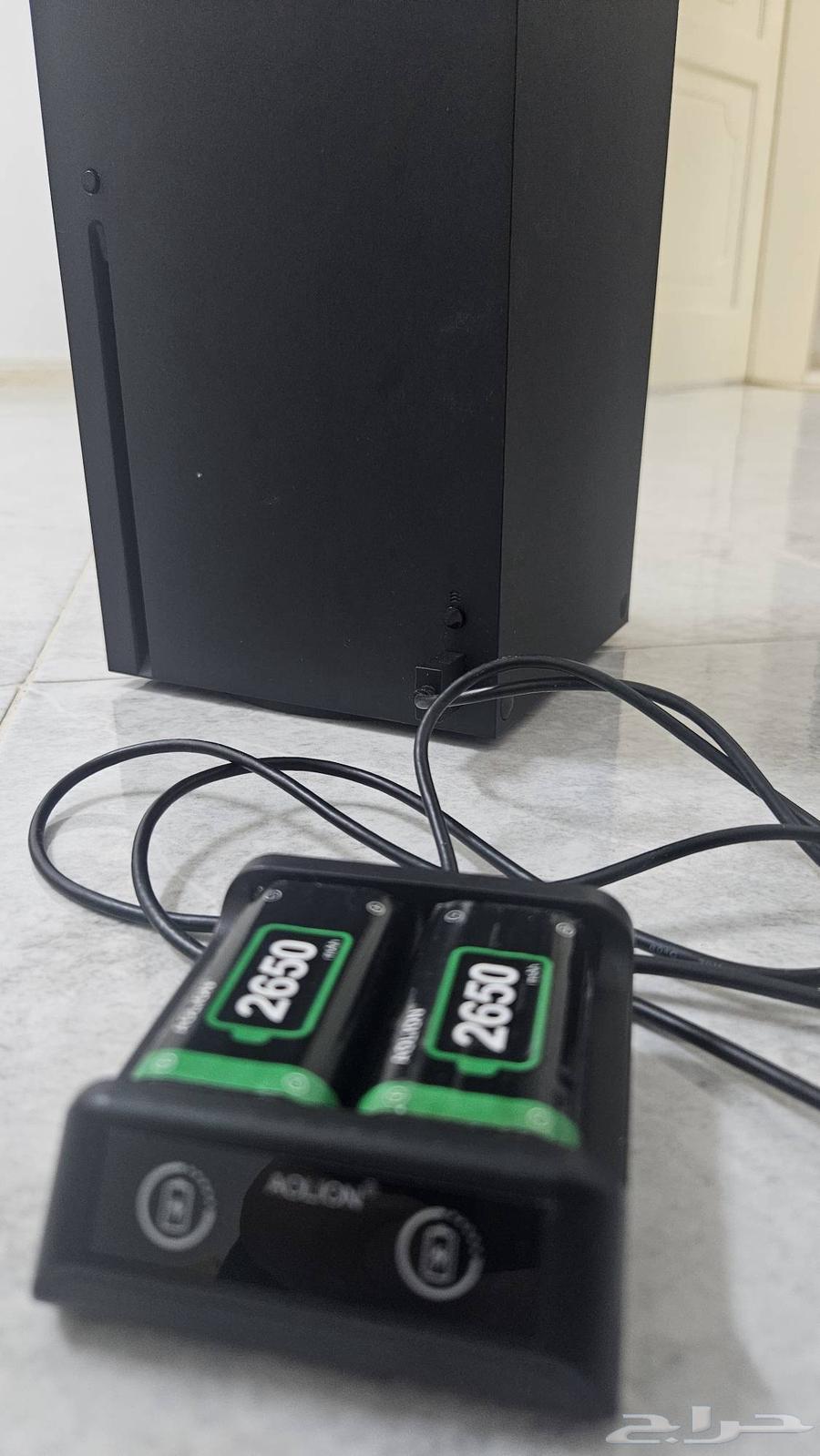 للبيع Xbox series X كرت تخزين 2 تيرا 2بطاريات ليثيوم63783024456066111