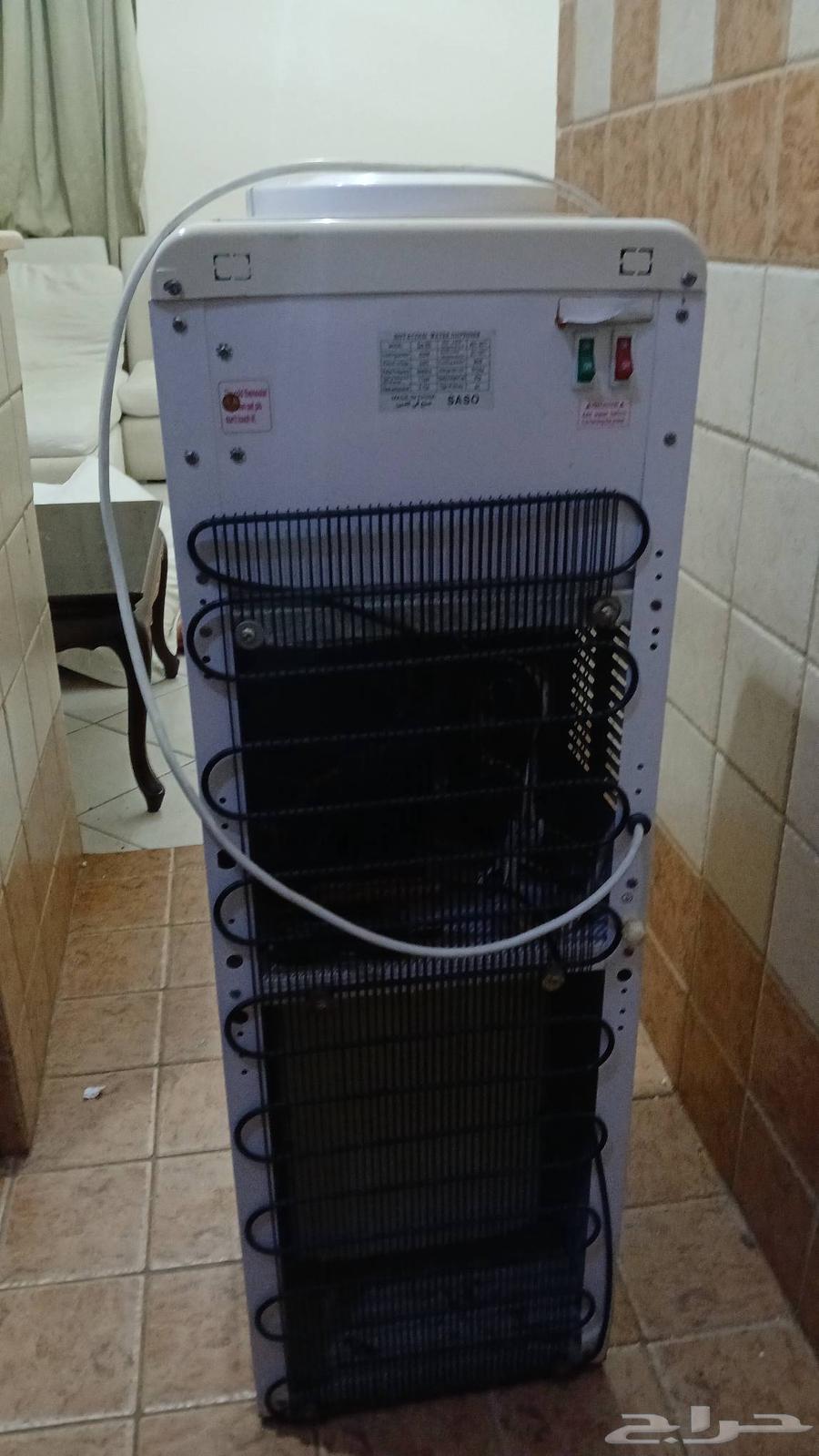 كنب ريش 300   مريح اللون أبيض وايضا يتواجد برداة ماء ب 12063785149520898112