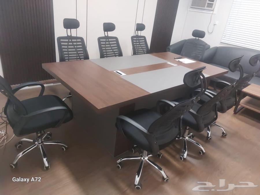 Office furniture, meeting table with fixed swivel chairs, leather mesh63777615616129114