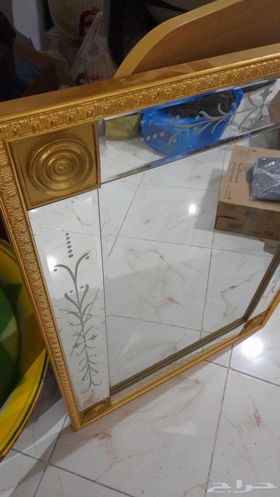 للبيع مراية مدخل مستعمله بحاله جيده63777615730050111