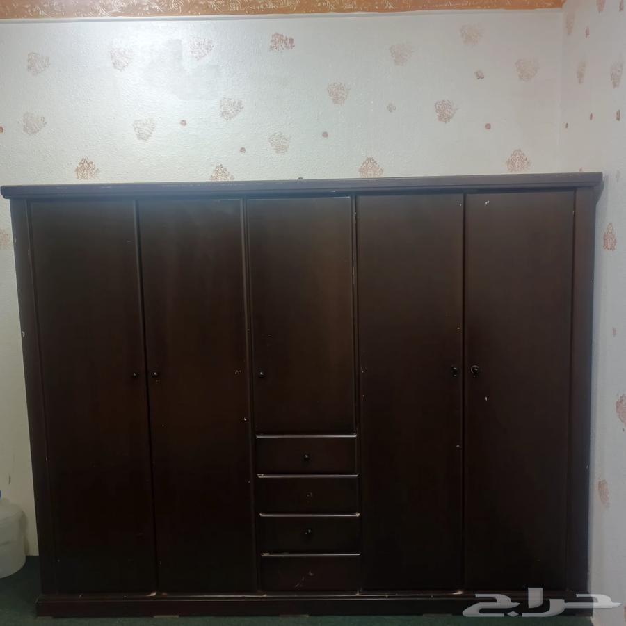 Complete bedroom with lightly used mattress63784919010691112