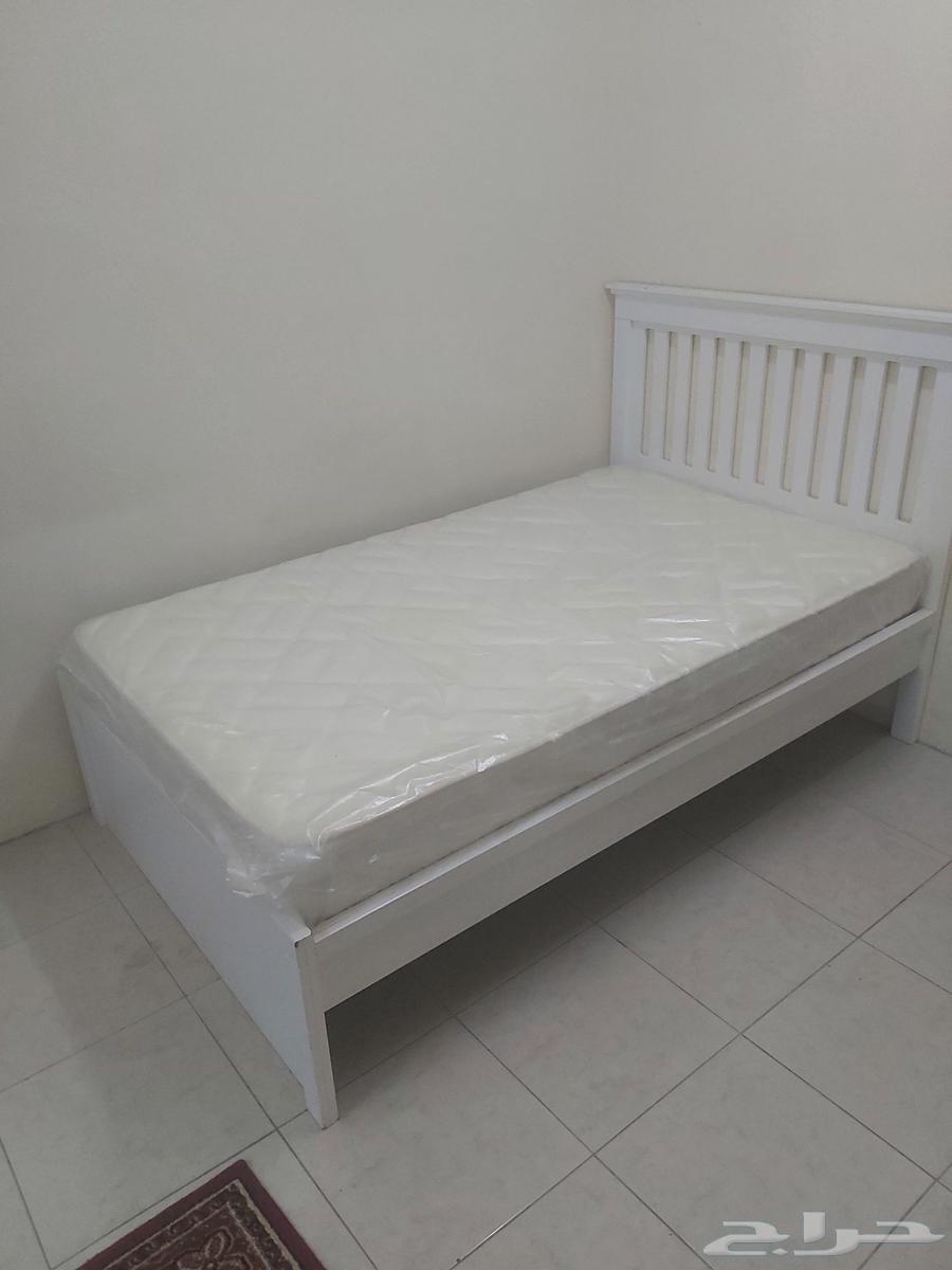 سرير 120 سم مع مرتبه طبيه جديده مع ضمانها 10 سنين63778234138499112