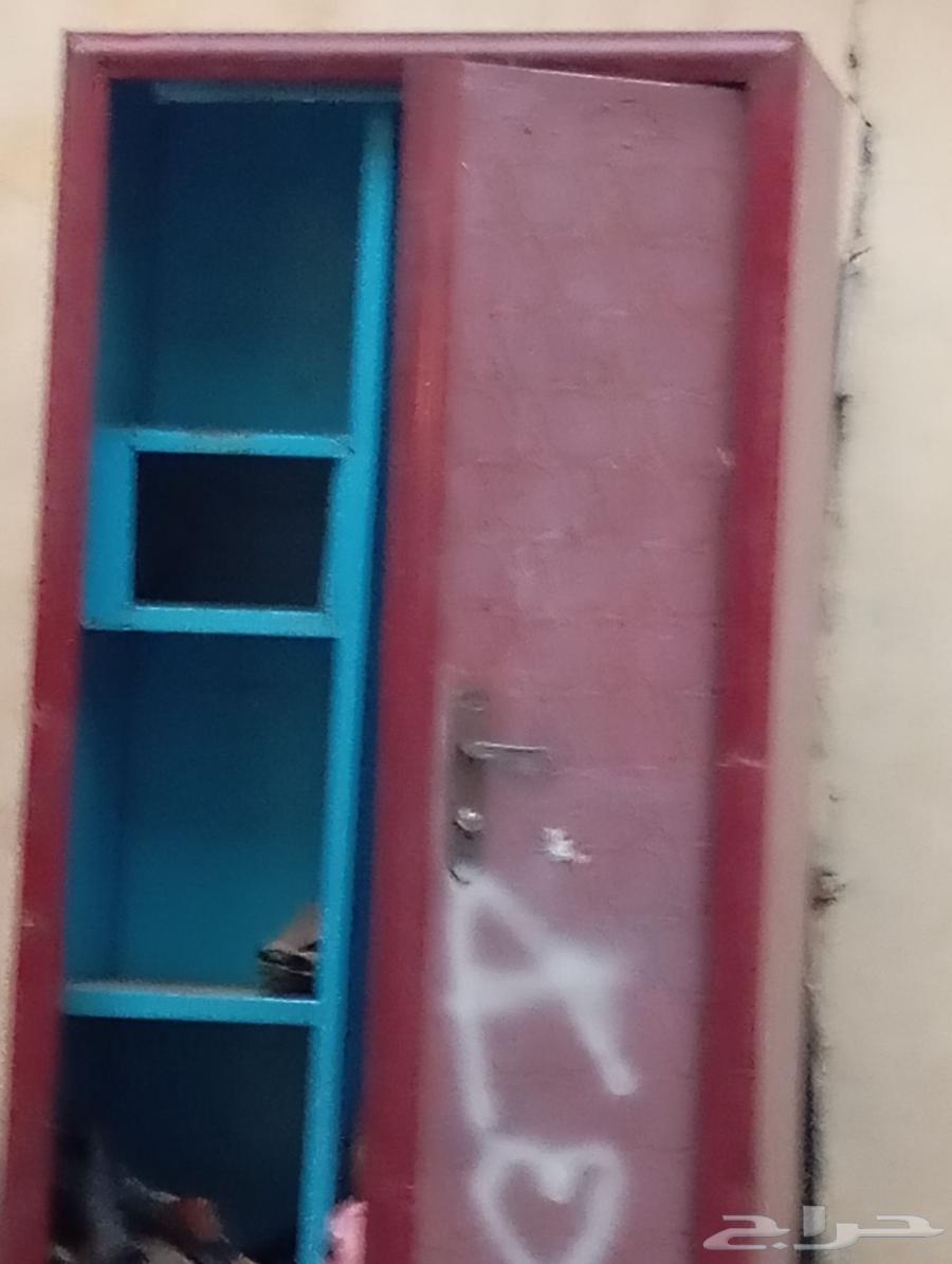 Cupboard for sale, its door is broken and missing63782803928835110