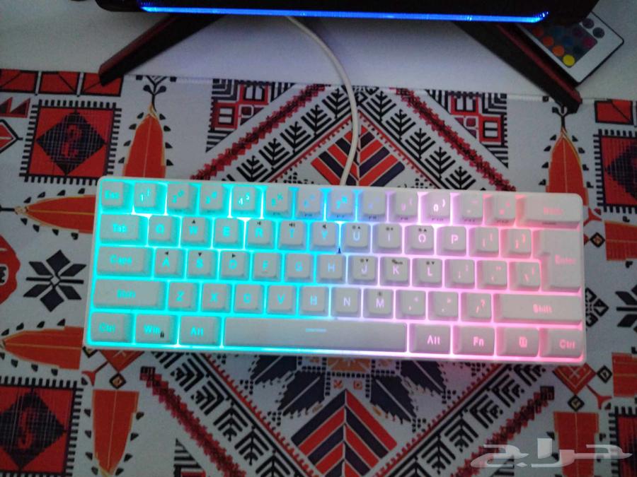 Multi-mode, multi-color gaming keyboard63783166800515110