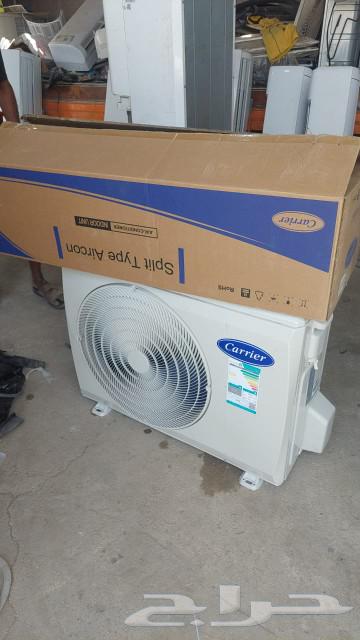 Carrier Split Air Conditioner 24 Capacity, Semi-New63778332551043111
