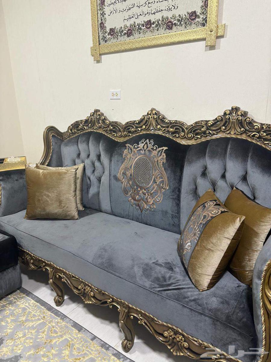 للبيع طقم كنب بحالة ممتازة63780668716547111