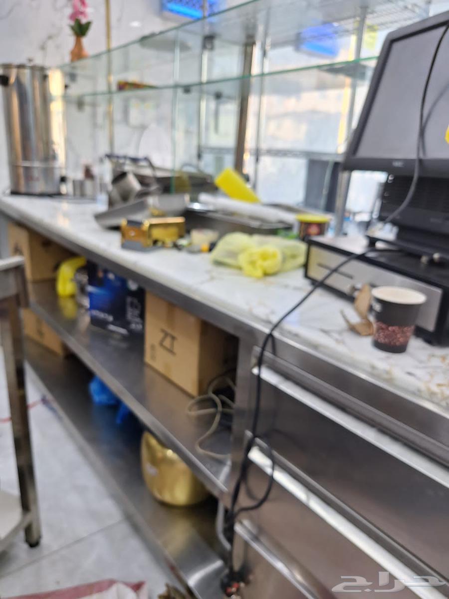 Large mobile buffet table for sale, I separated it, turned out to be large63788328702594111