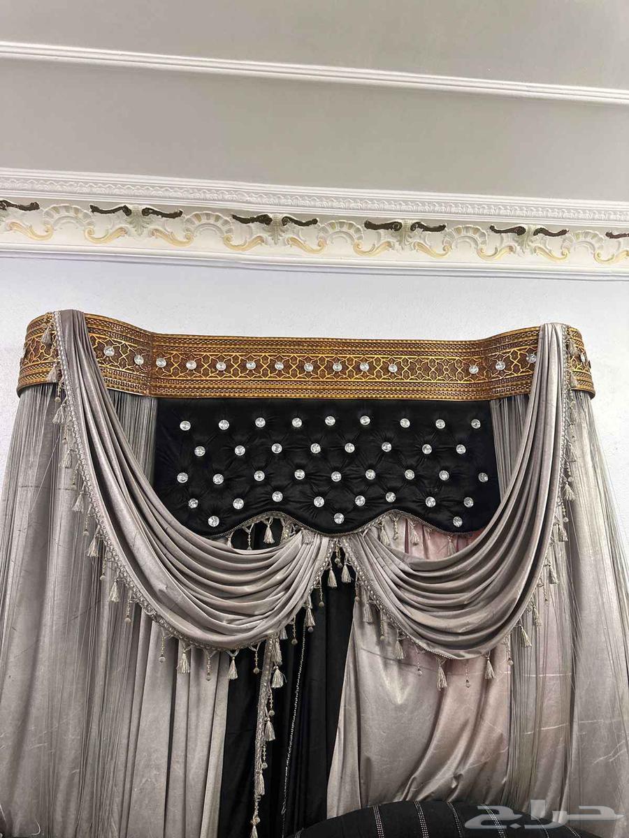 كنب مجلس نظيف جدا  مع طاولات مع ستاره (طقم كامل) نظيف نظيف63790000125698113
