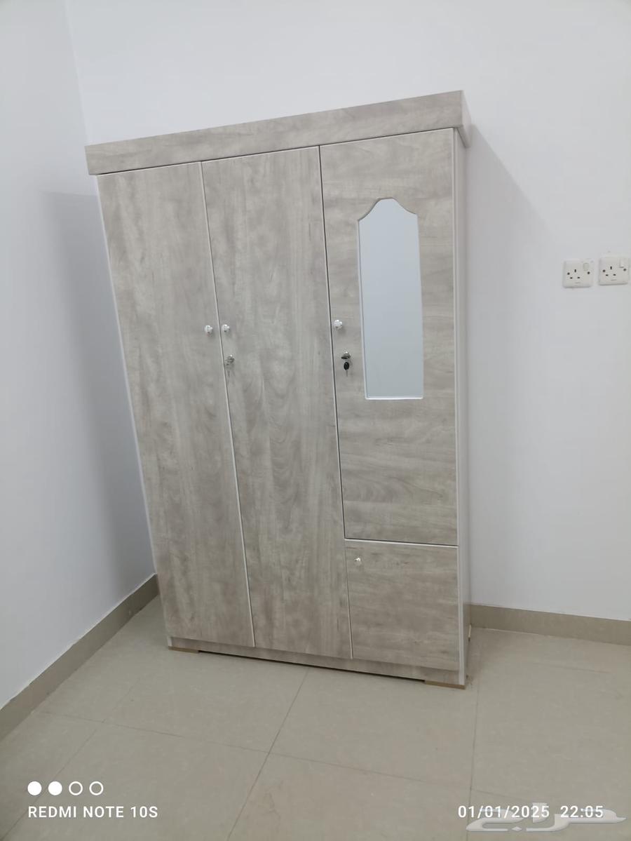 New 1 - Single and a half bed length 1.90 width 1.20 1 closet with two drawers63788112297218114