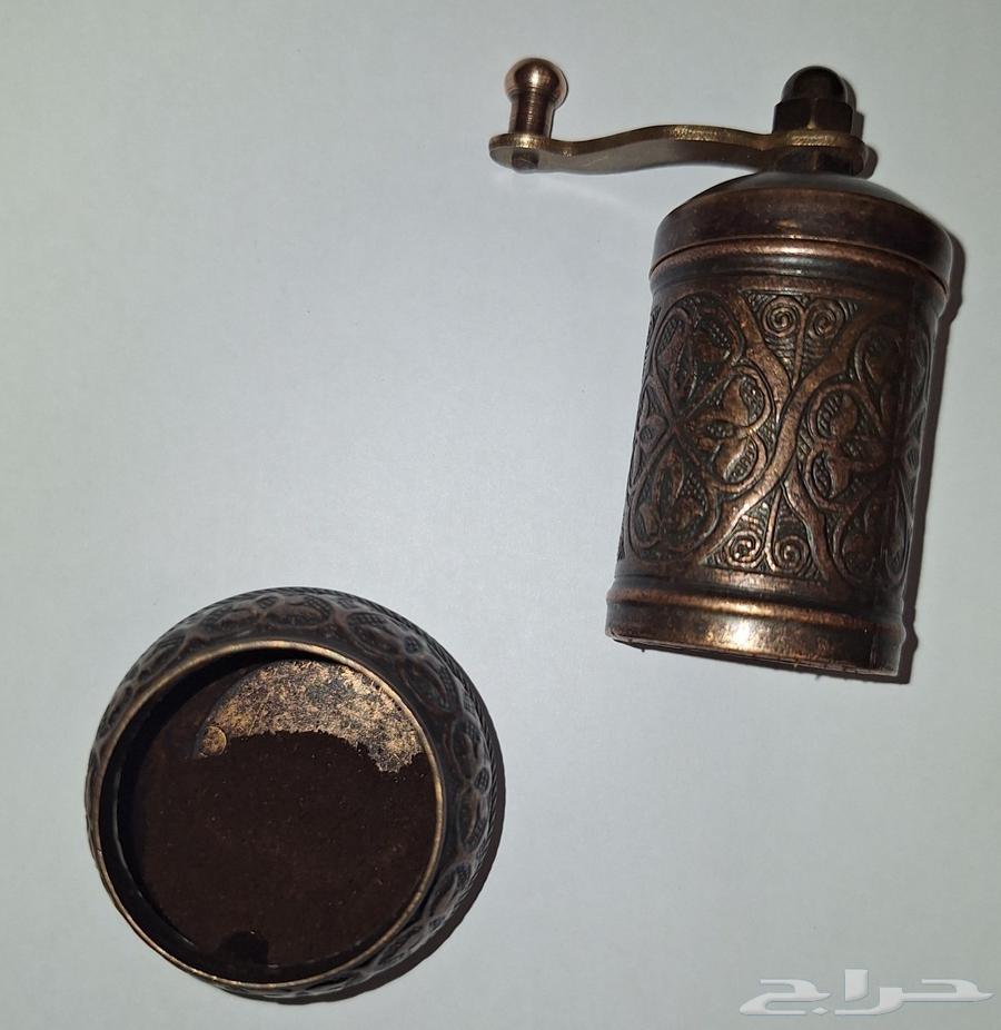 مطحنة بن يدوية63800599324545111