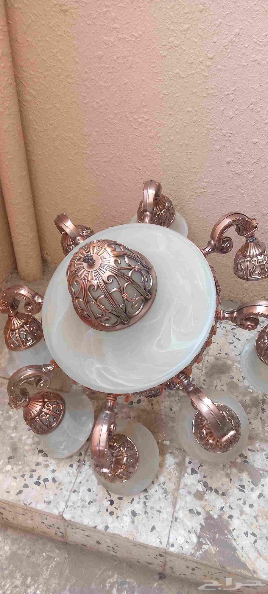 Chandeliers with clean, used bulbs, conditioned63791076689923110
