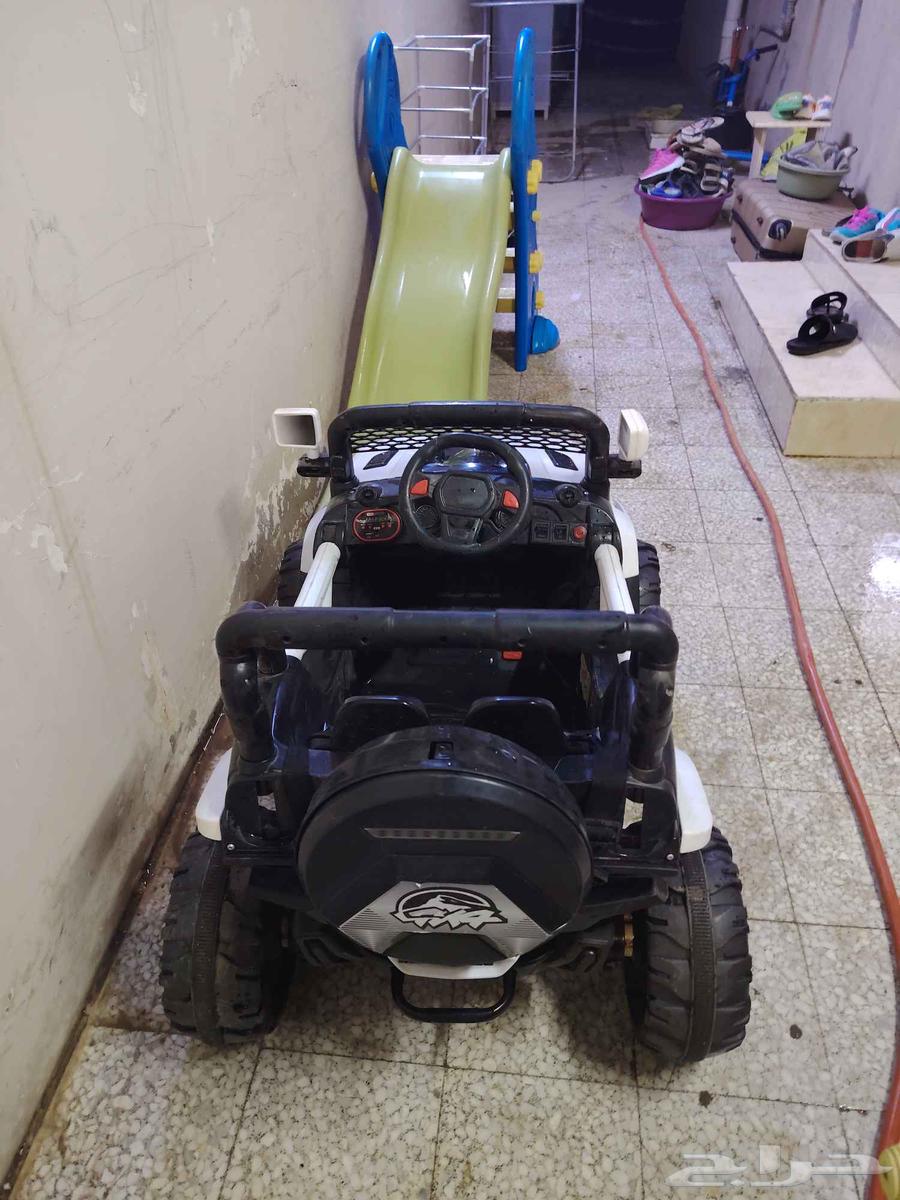 Children's car with 2 motors, sled, and bicycle63788946467841113