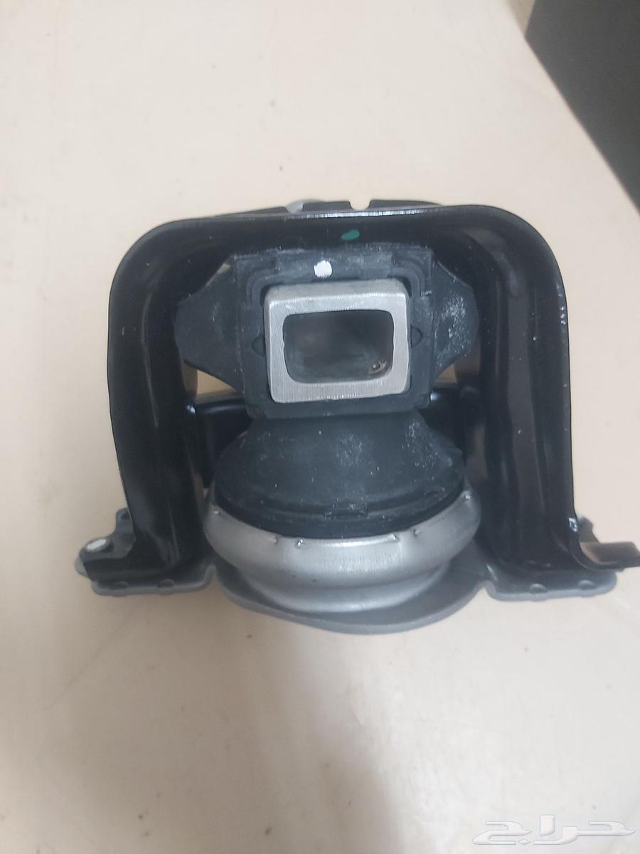 كرسي مكينه بيجو يمين63941678107138112