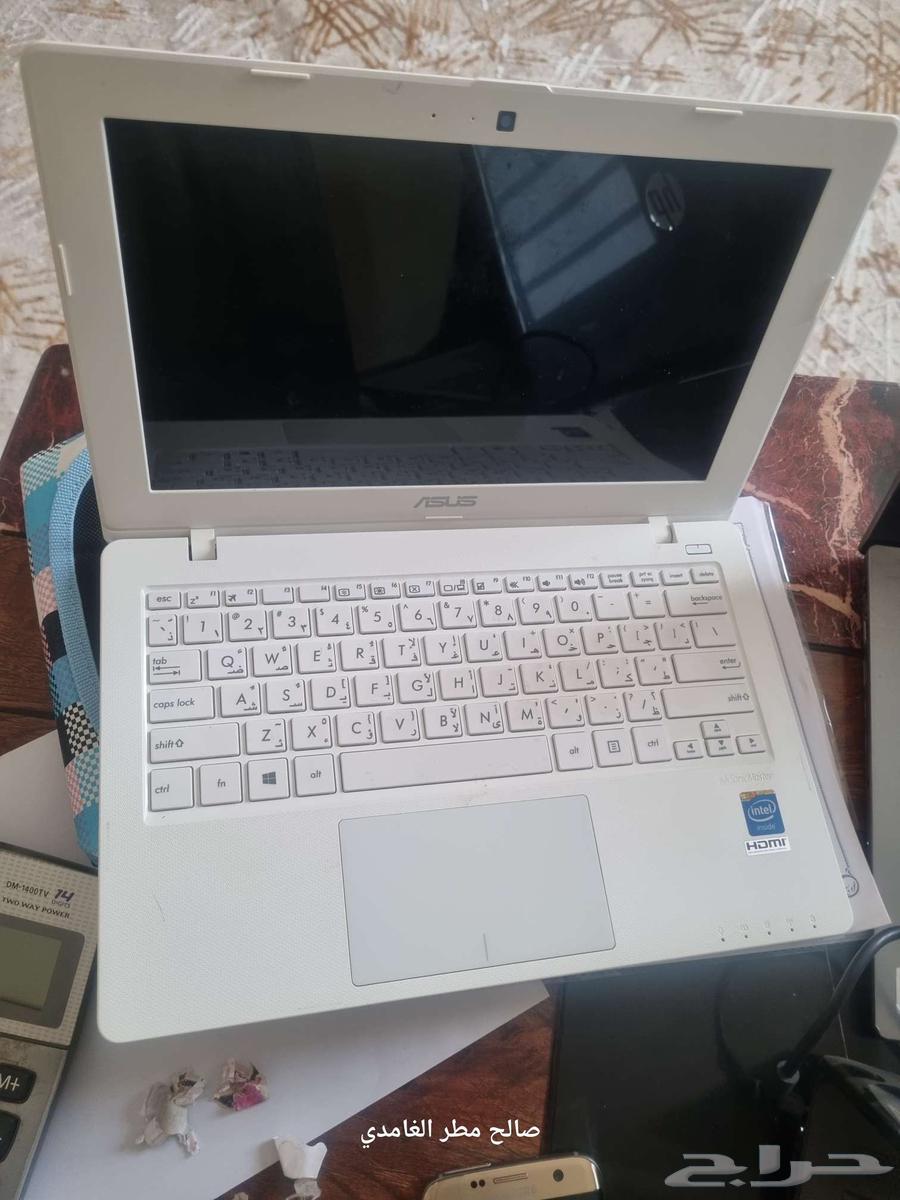 HP computer specifications also shown in image, small ASUS computer63793167794306111
