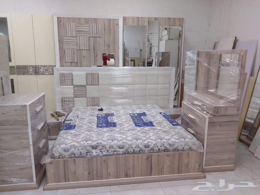 Clean used bedroom, installation and delivery available63789999976833110