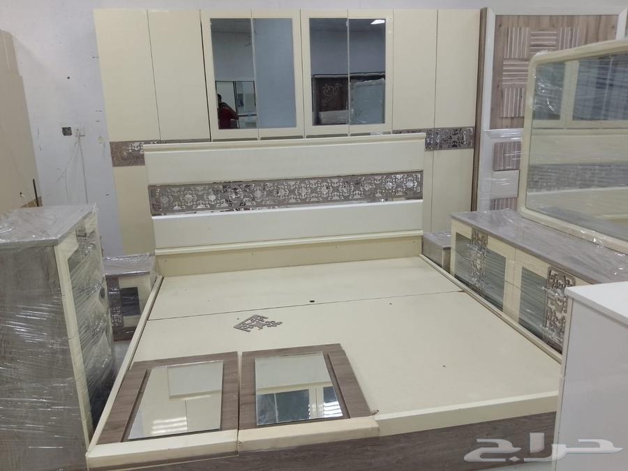 Clean used bedroom, installation and delivery available63789999976833112