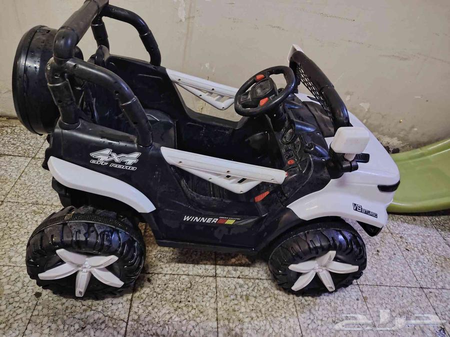 Children's car with 2 motors, sled, and bicycle63788946467841111