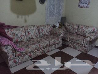 كنب فخم للبيع 300 ريال فقط للجاد..63790874388354112