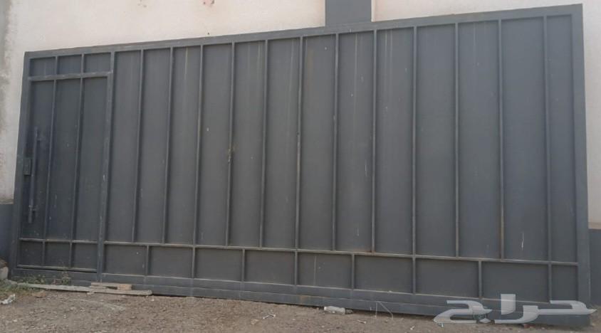Semi-new sliding gate for sale, length 5.5 height 2.663791189390338110