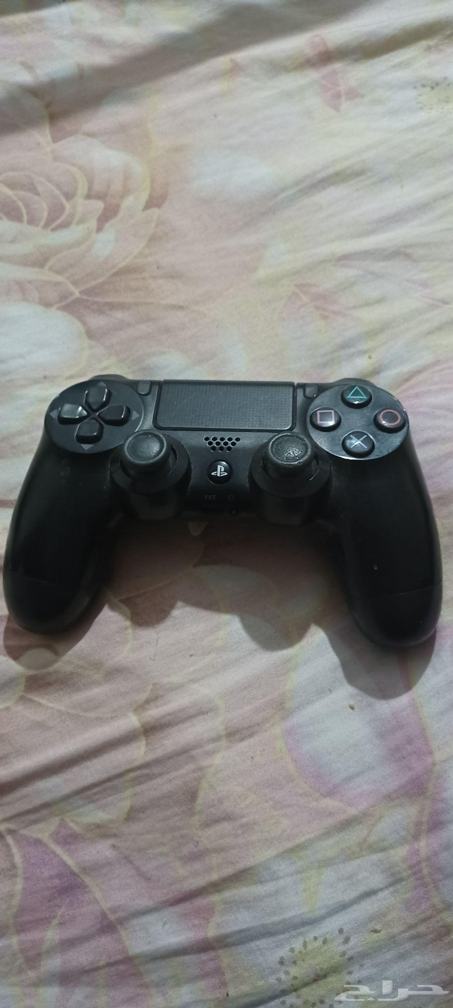 PS4 Controller63798393208066110