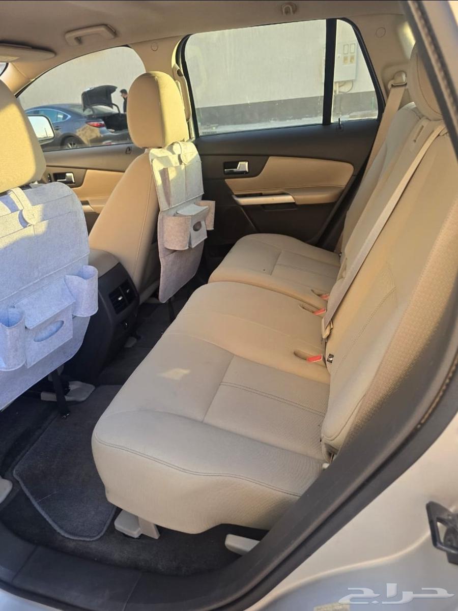 Ford .. Edge 201363404085237762113