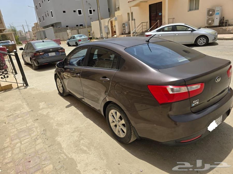 Kia Rio 2015 half-full (good condition, 96,000 km)63404078666242114