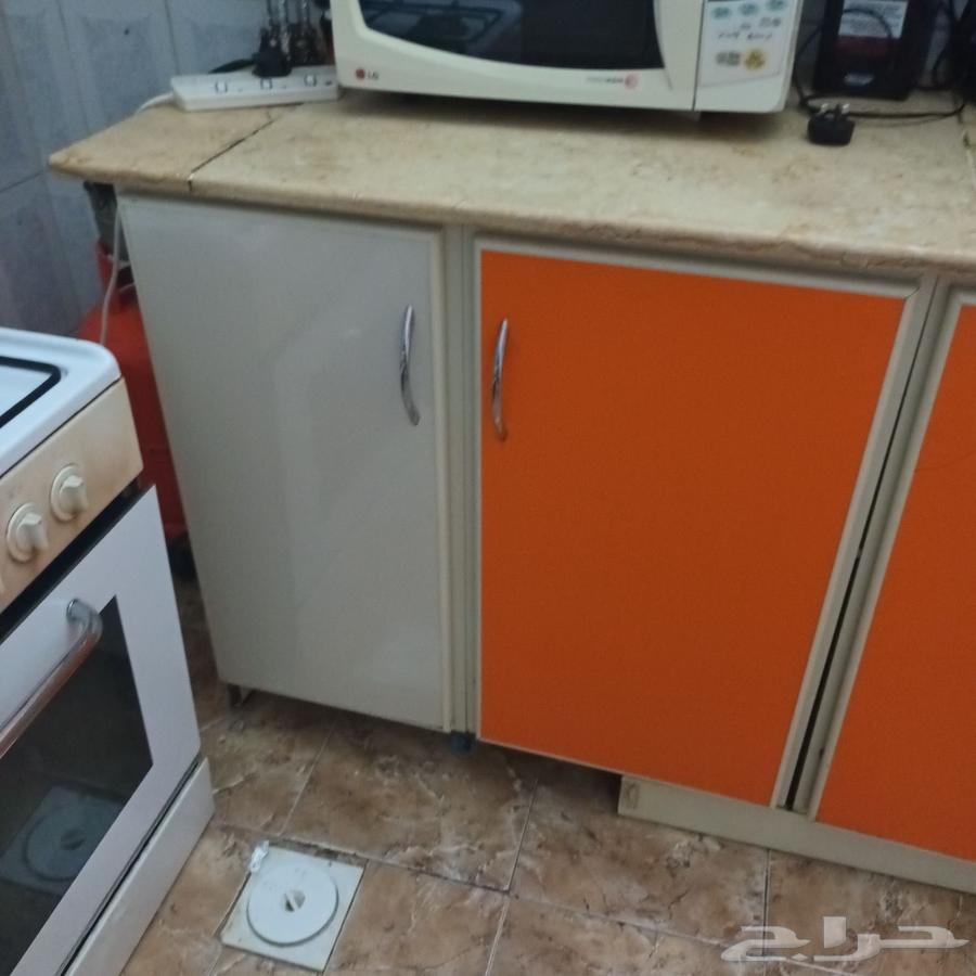 السلام عليكم ورحمة الله وبركاته مطبخ وطاولة طعام للبيع63396576941185112