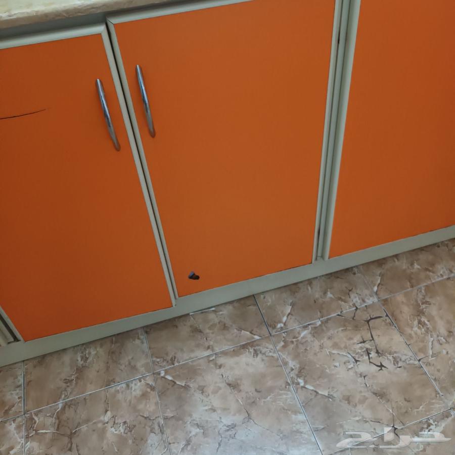 السلام عليكم ورحمة الله وبركاته مطبخ وطاولة طعام للبيع63396576941185114