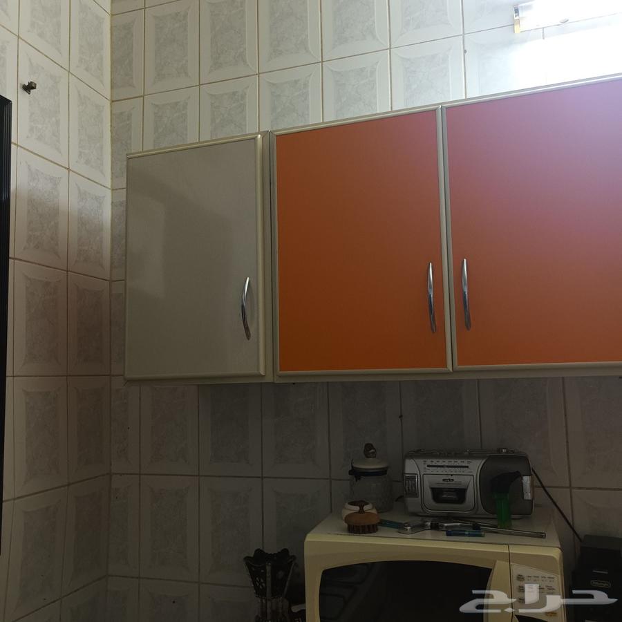 السلام عليكم ورحمة الله وبركاته مطبخ وطاولة طعام للبيع63396576941185111