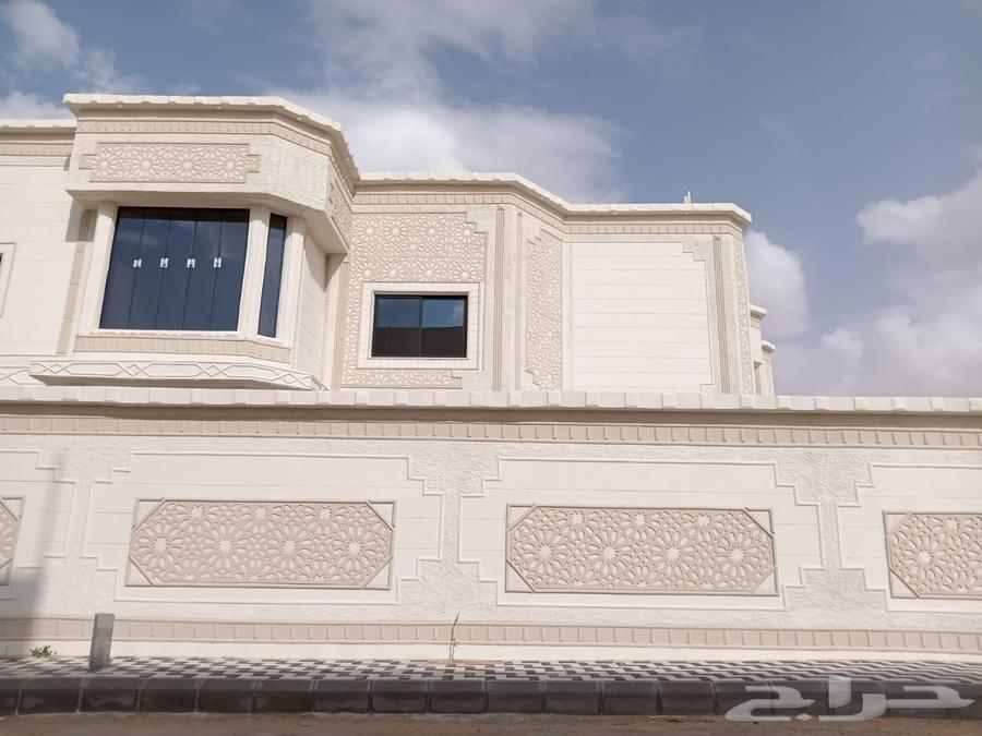 Colorful plaster as a substitute for natural stone63382167789185114